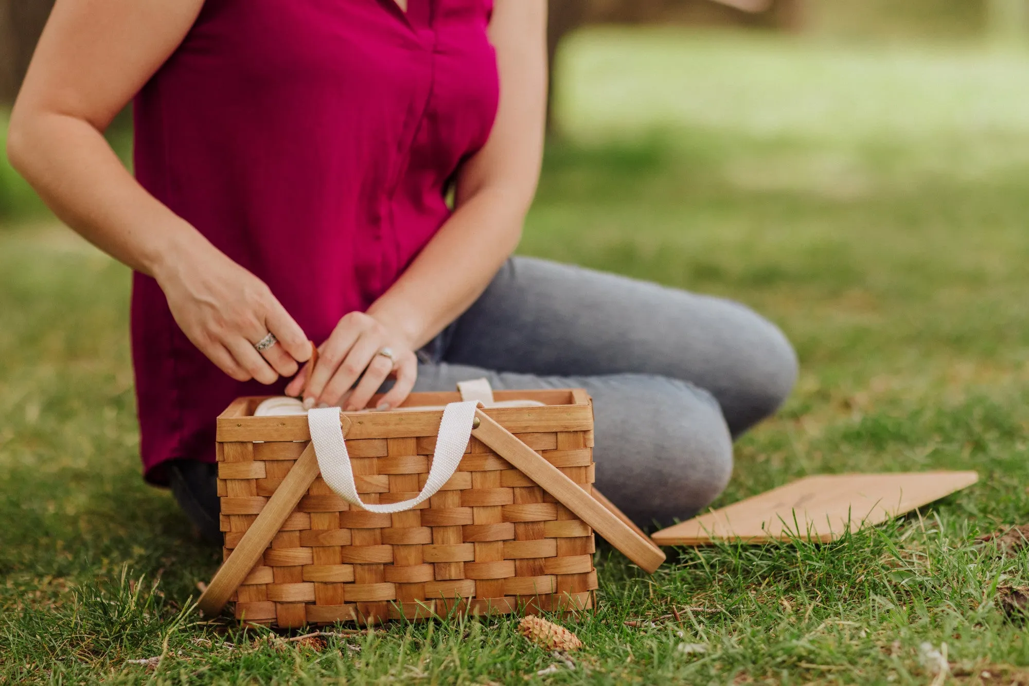 App State Mountaineers - Poppy Personal Picnic Basket