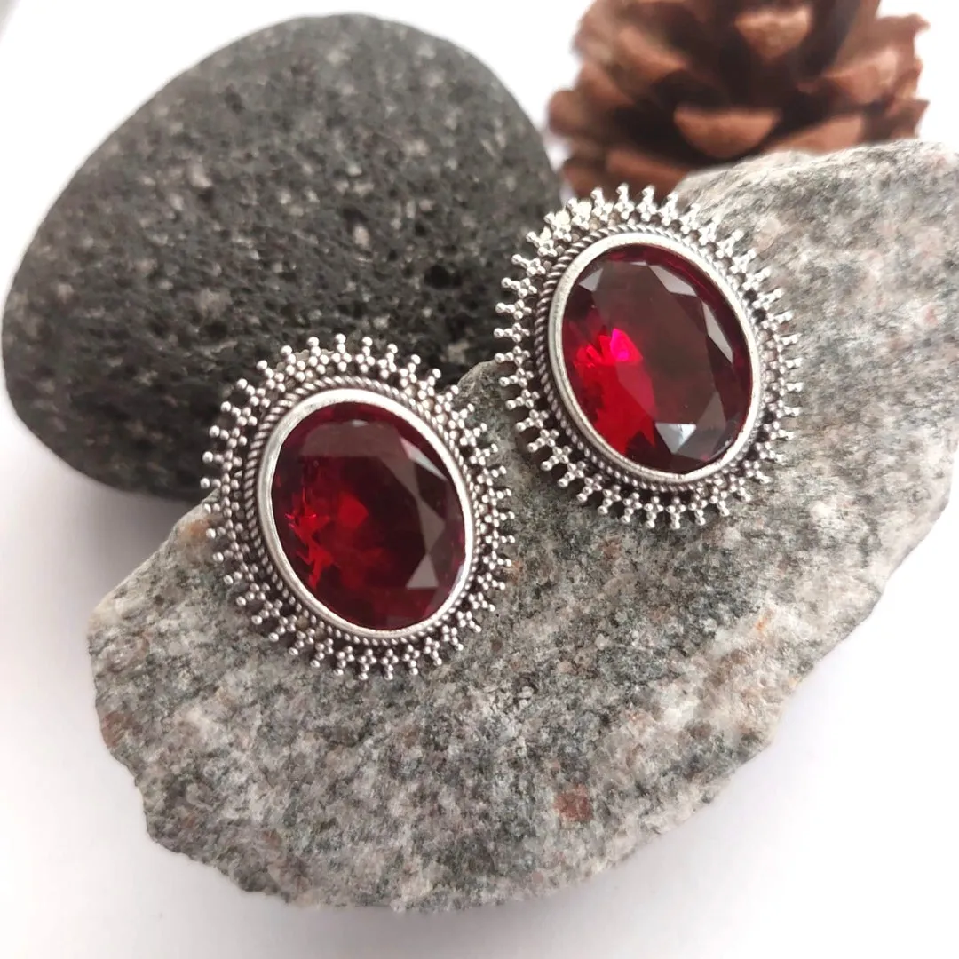 Candy Passion : Red Stone Stud Earring