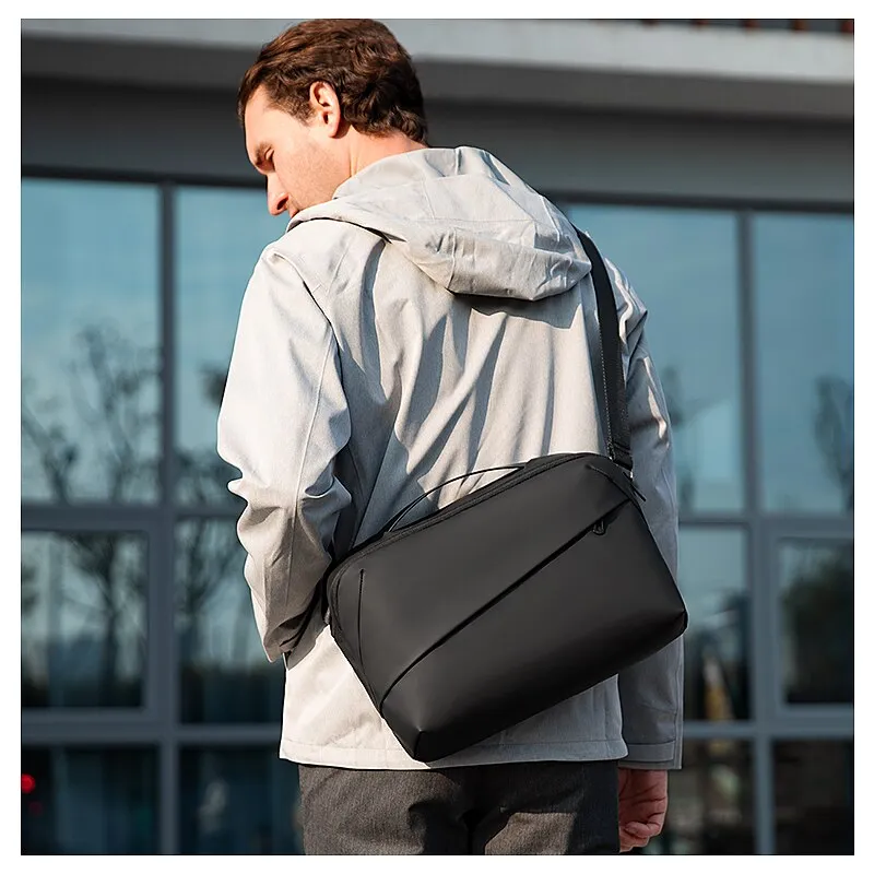 Crossbody Bag Casual Bag Men Chest Bag 12.9 Inch Black Shoulder Bag Multifunctional Messenger Bag