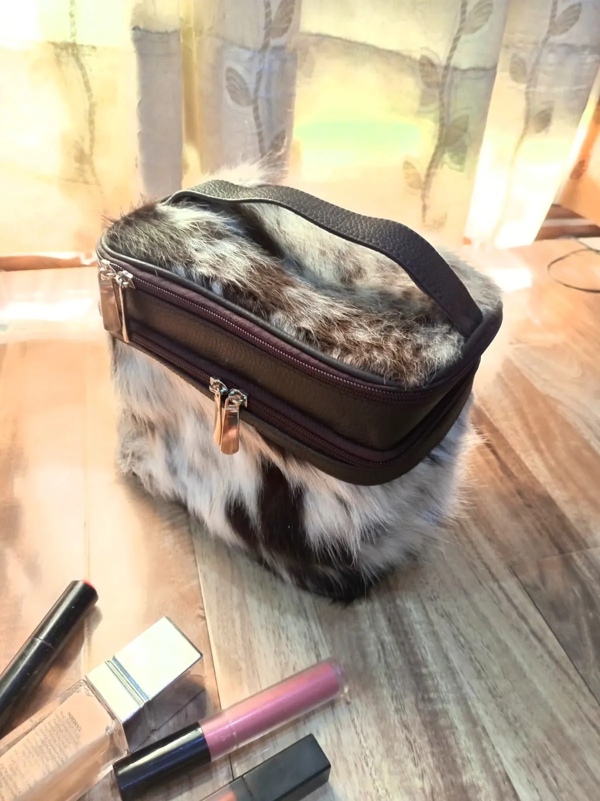 Exquisite Cowhide Leather Makeup Bag Beige Travel Makeup Bag