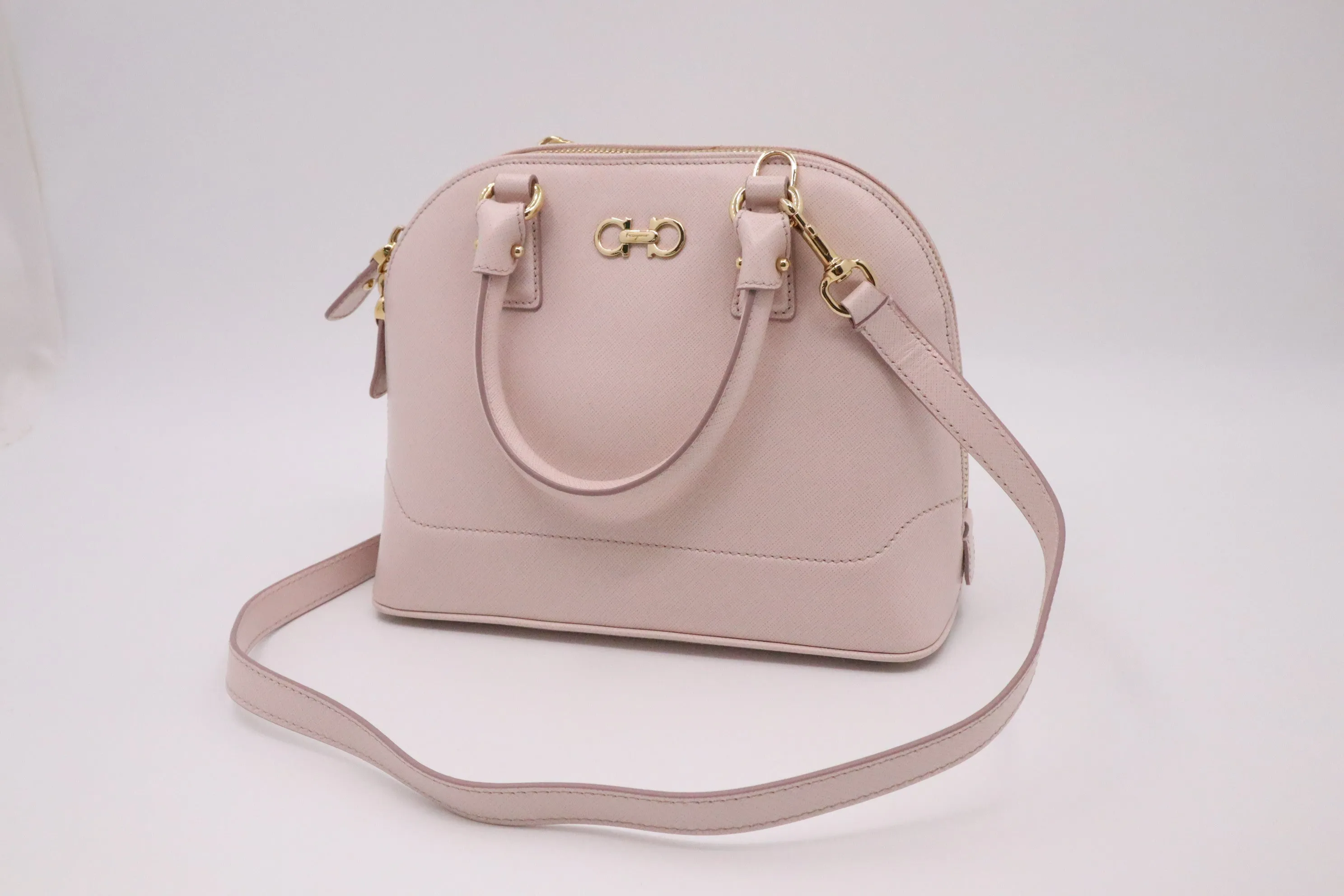 Ferragamo Darina Handbag in Pink Saffiano Leather