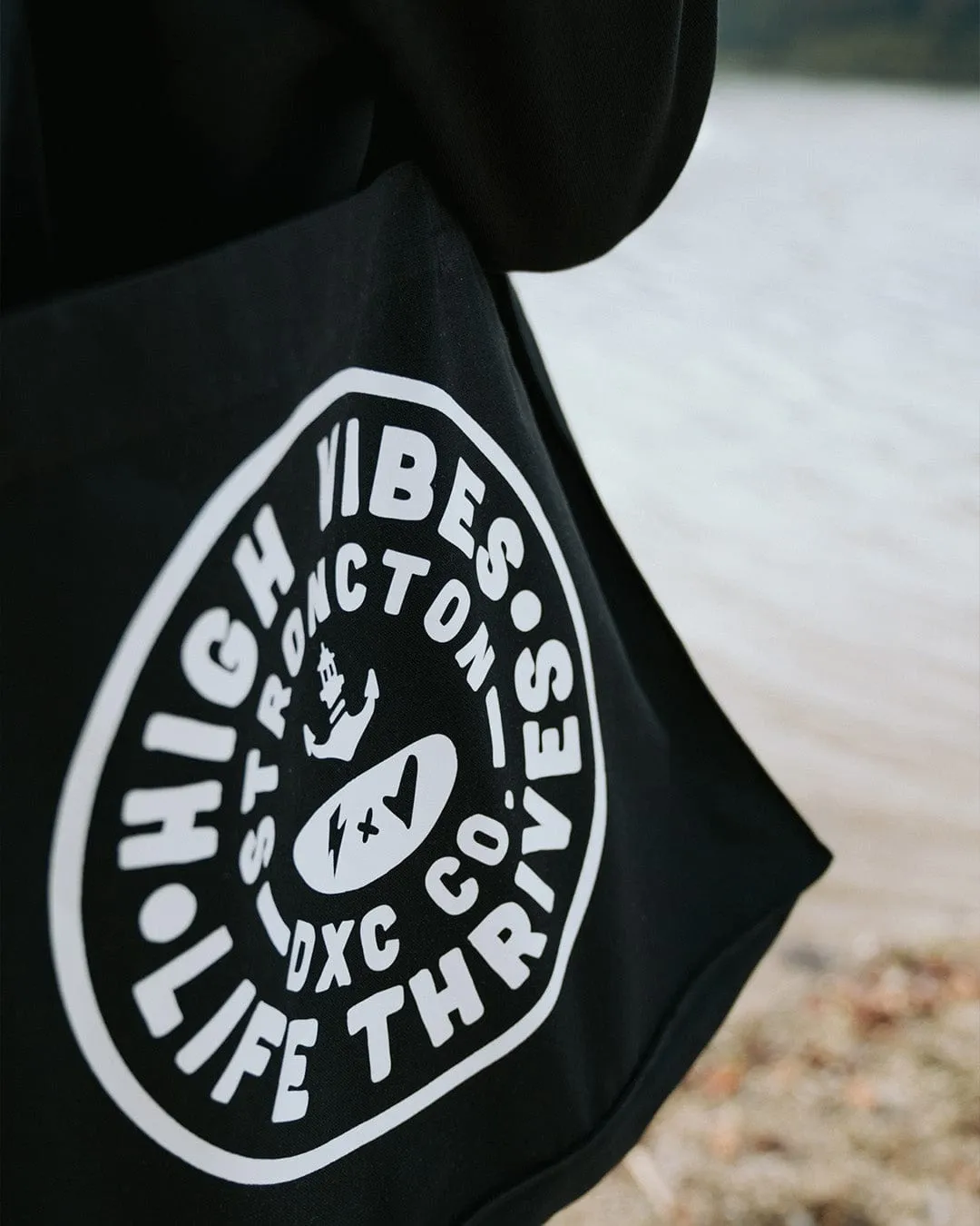 High Vibes Shopping Bag - Black