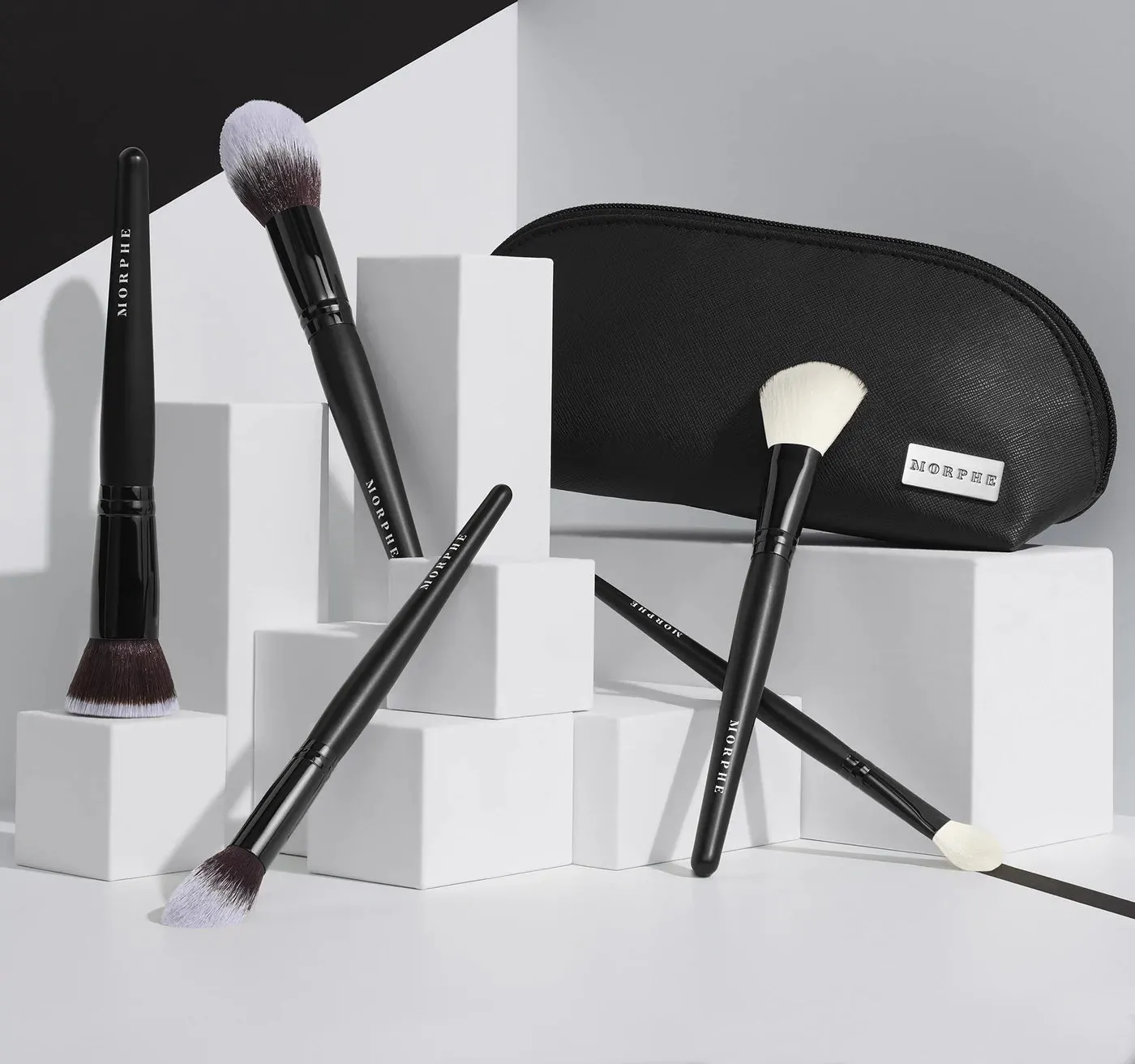 MORPHE 5 Piece FACE THE BEAT Brush Collection   Bag مجموعة فرش مكياج الوجه