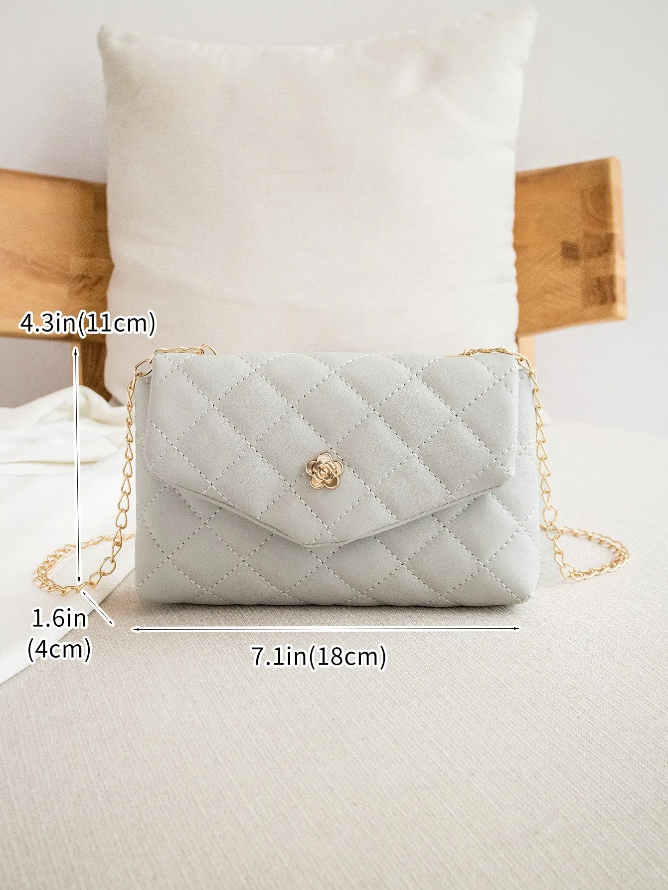 Quilted Chain Crossbody Bag