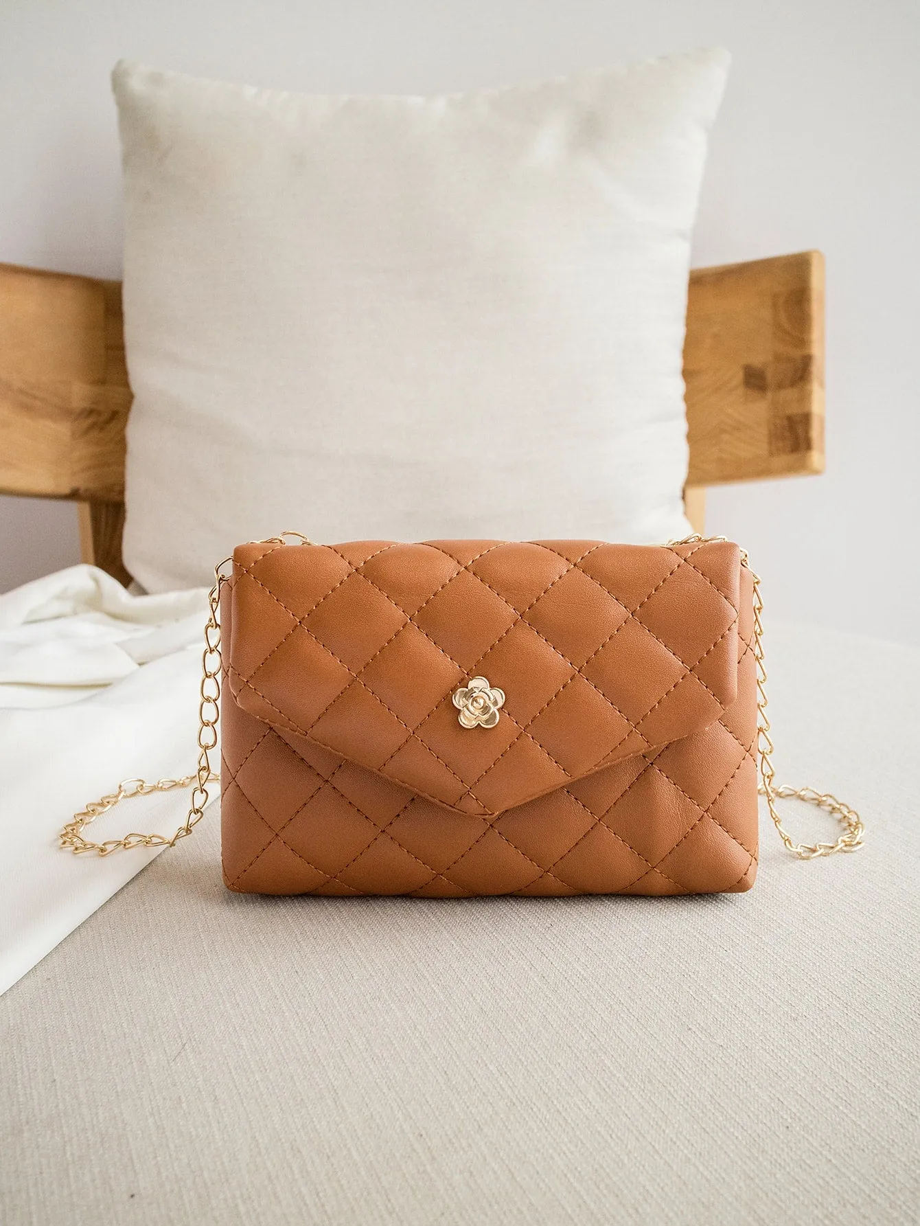 Quilted Chain Crossbody Bag