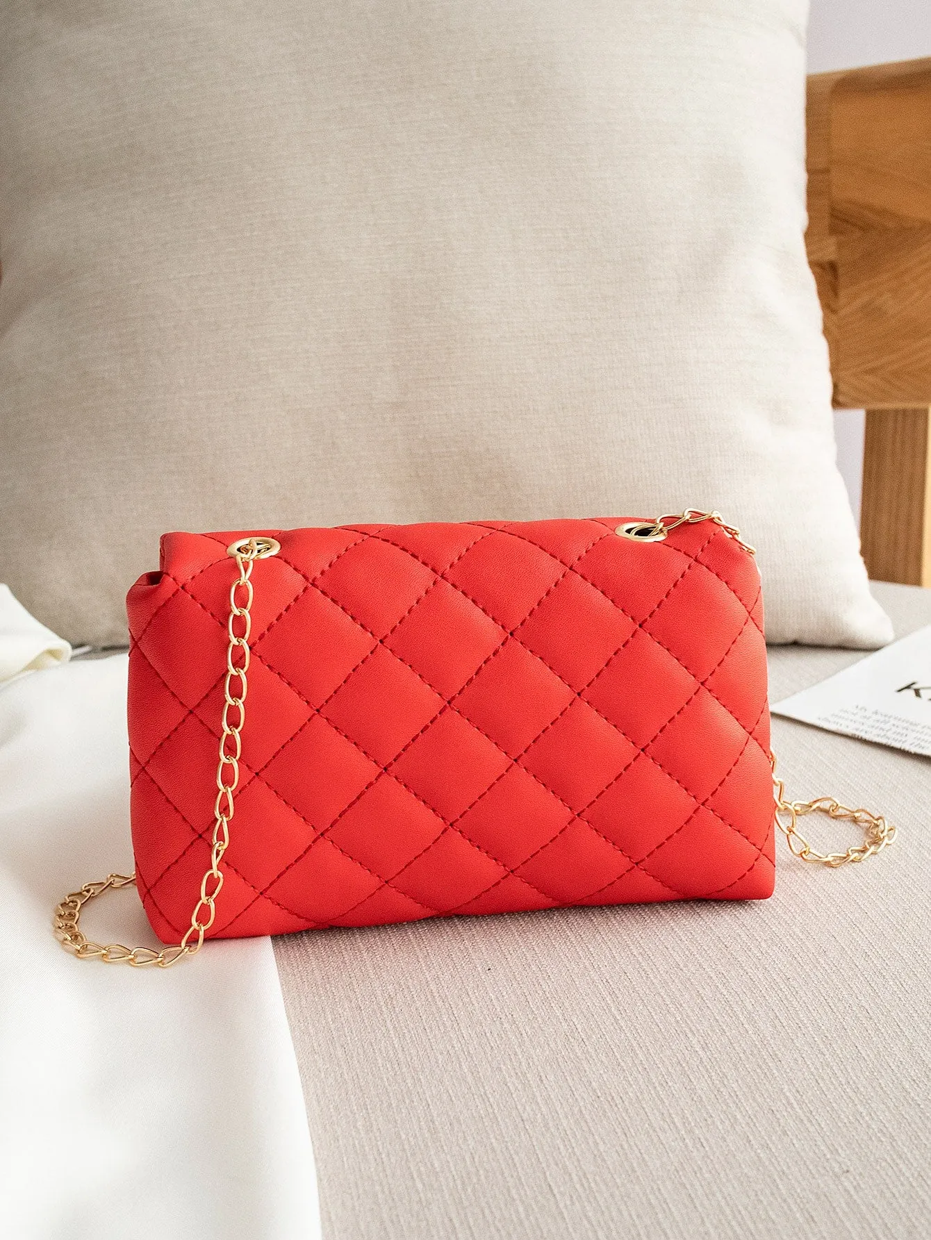 Quilted Chain Crossbody Bag