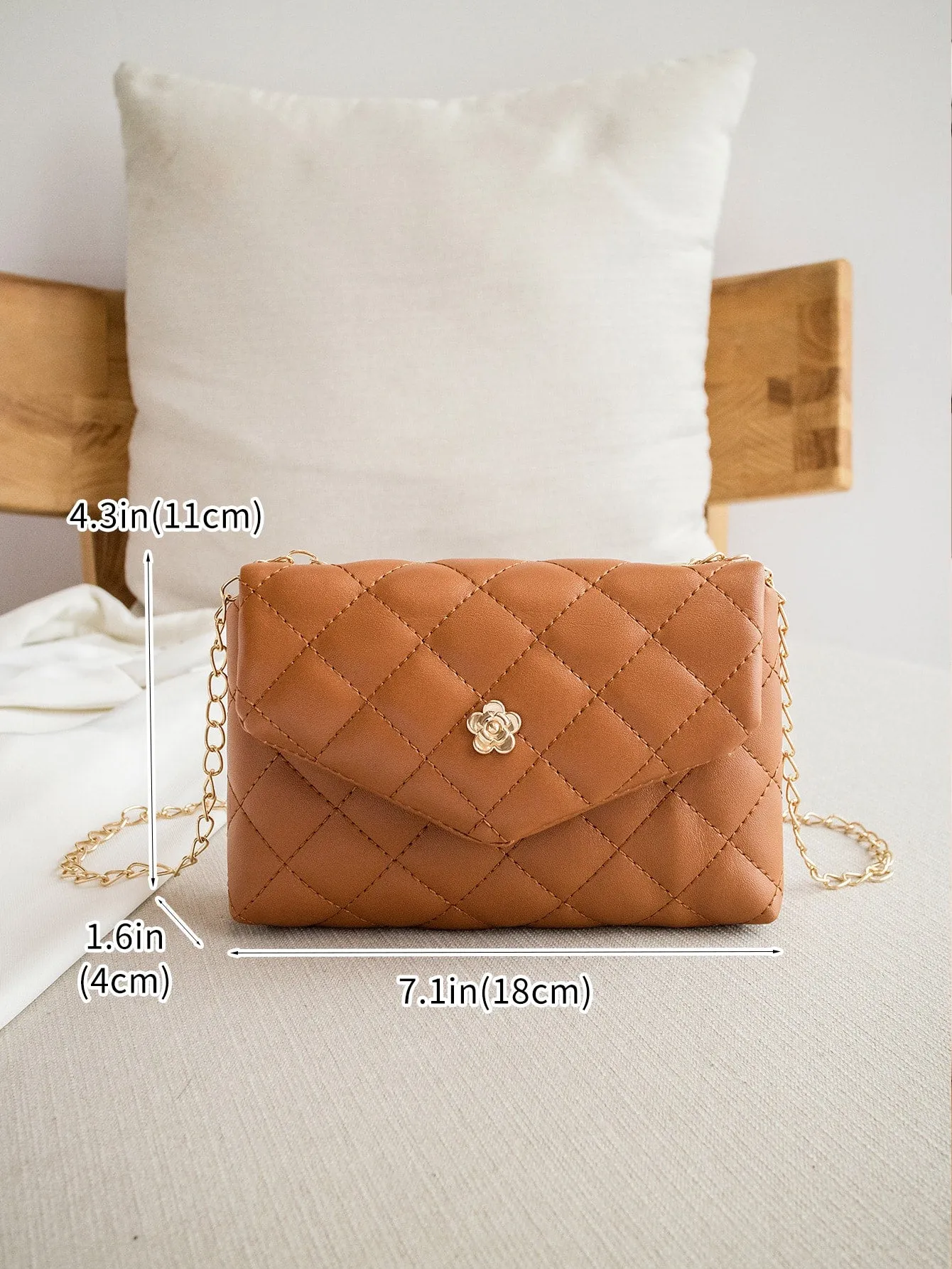 Quilted Chain Crossbody Bag