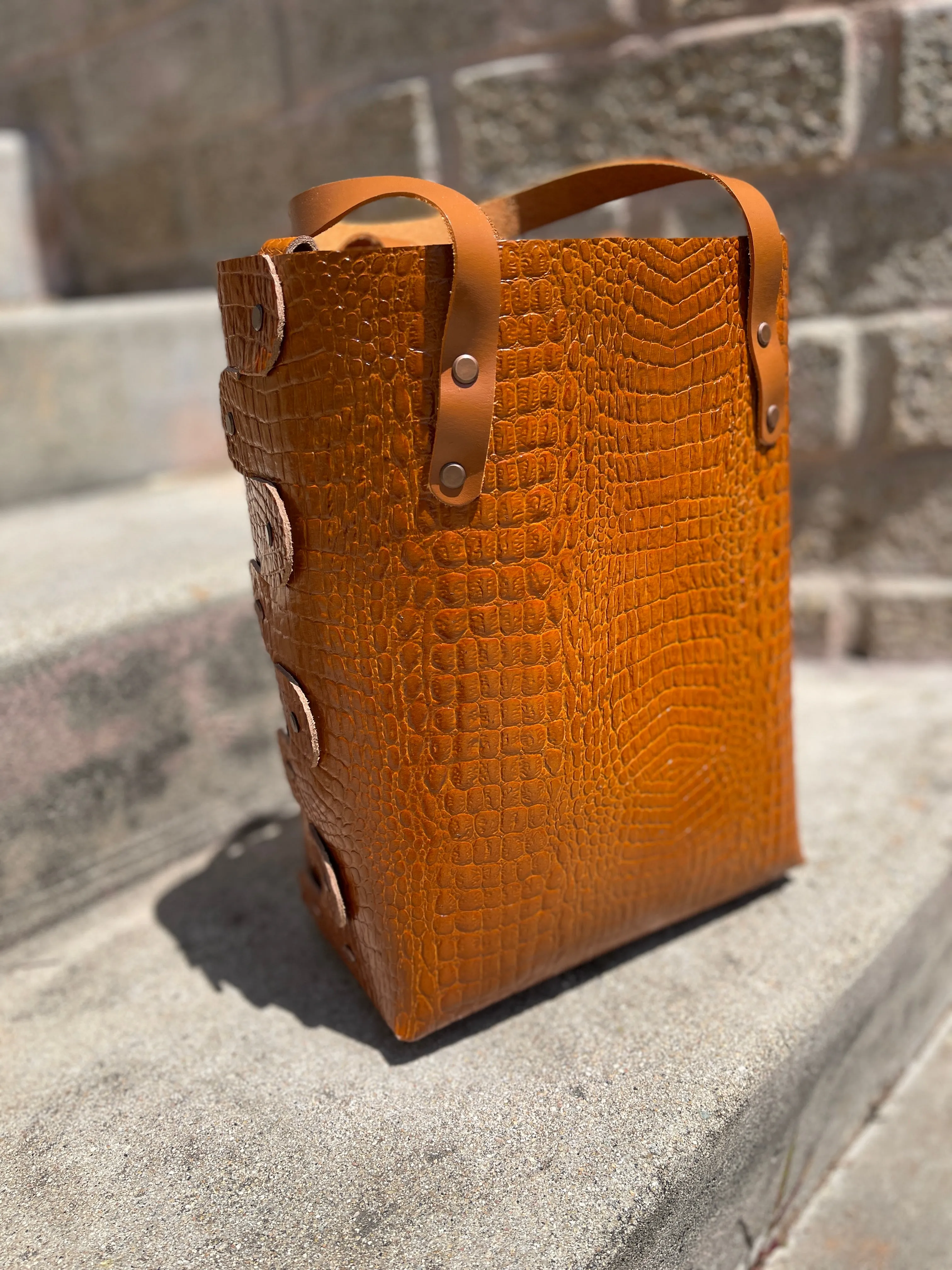 Shiny Caramel Croc Embossed Open Top Crossbody Tote