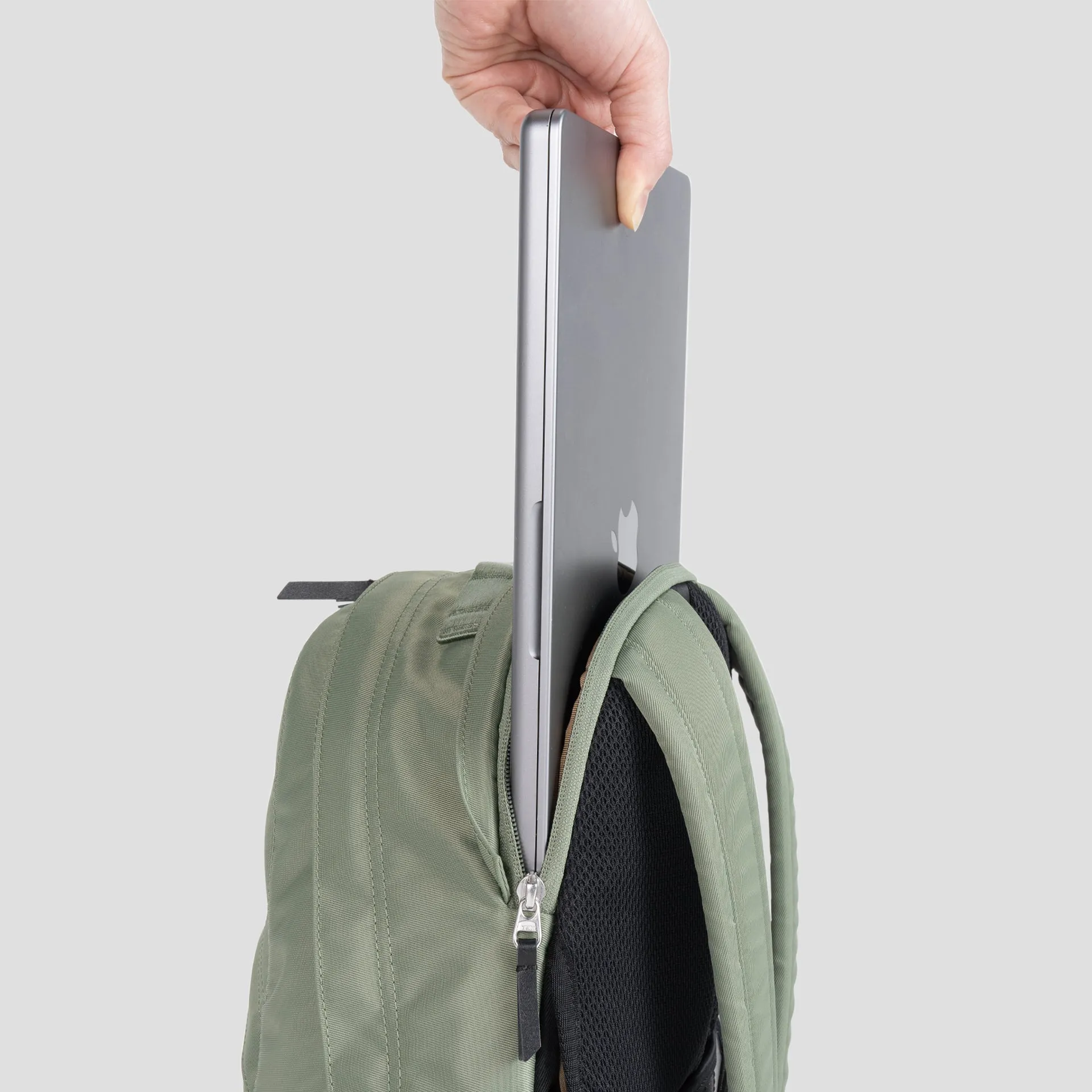 Staple Travel Daypack Olive