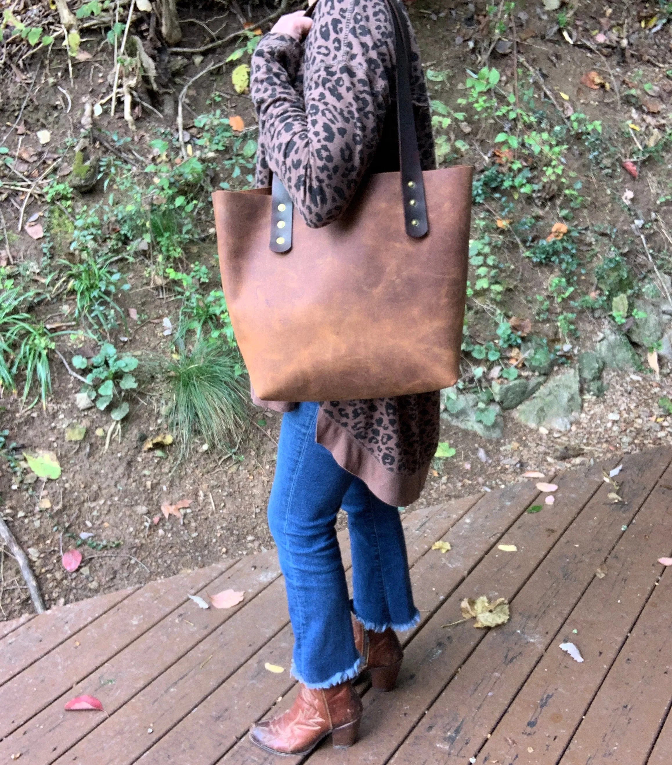 “The Big Mama” Tote In Rustic Oil Tanned Leather