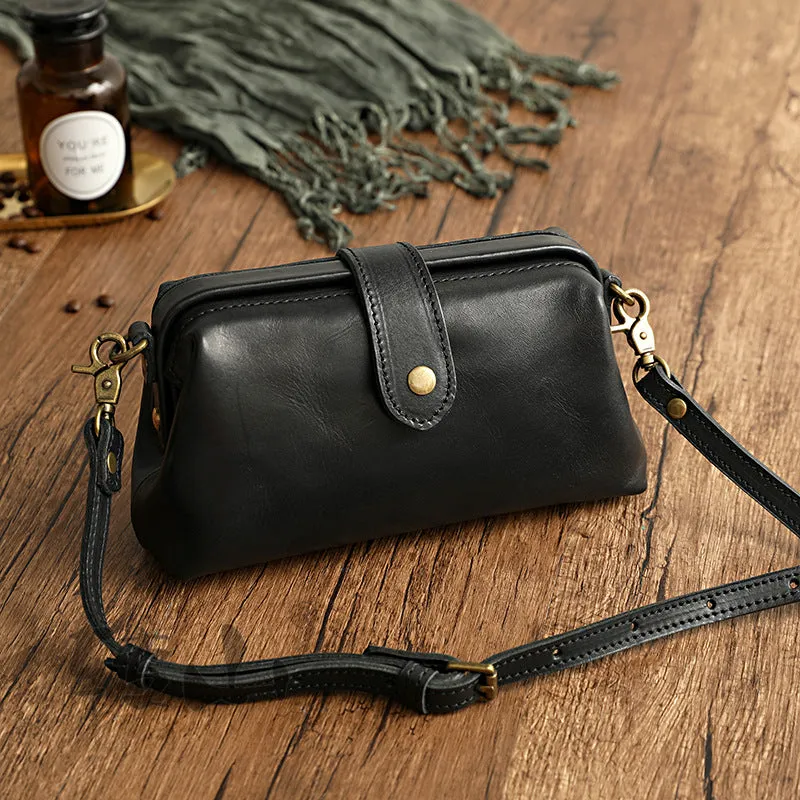 Women Cowhide Leather Small Handbag 1022